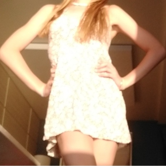 Cotton On Kelsey Halter Mini Dress - Picture 8 of 9